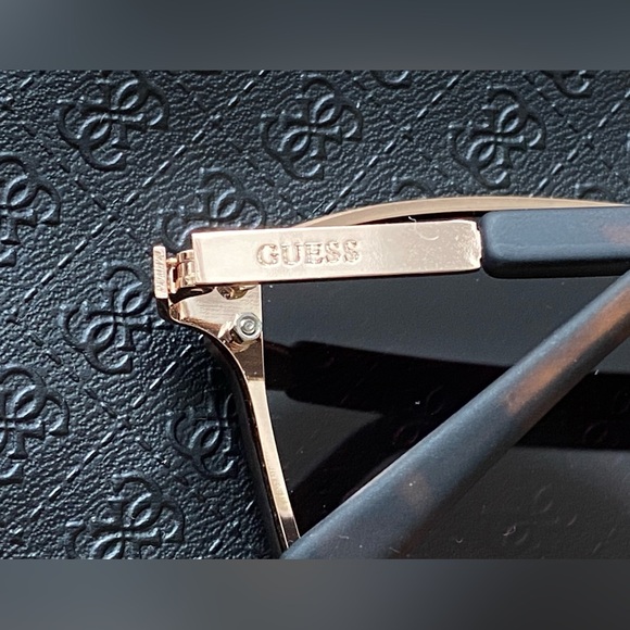 Guess sunglasses - Picture 10 of 16